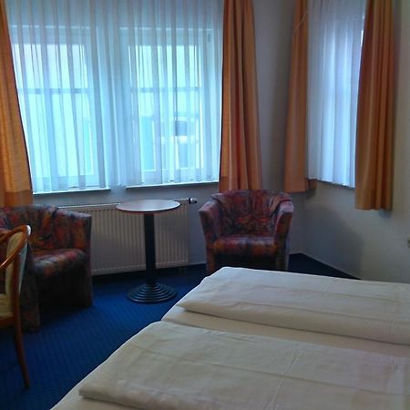 Hotel Loewensteiner Hof Haus Am Neuplatz Wertheim Eksteriør bilde